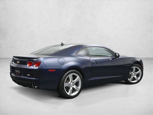 Used 2010 Chevrolet Camaro SS RWD image 2