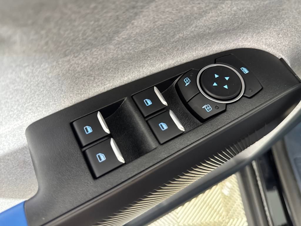 New 2025 Ford Maverick XLT image 23