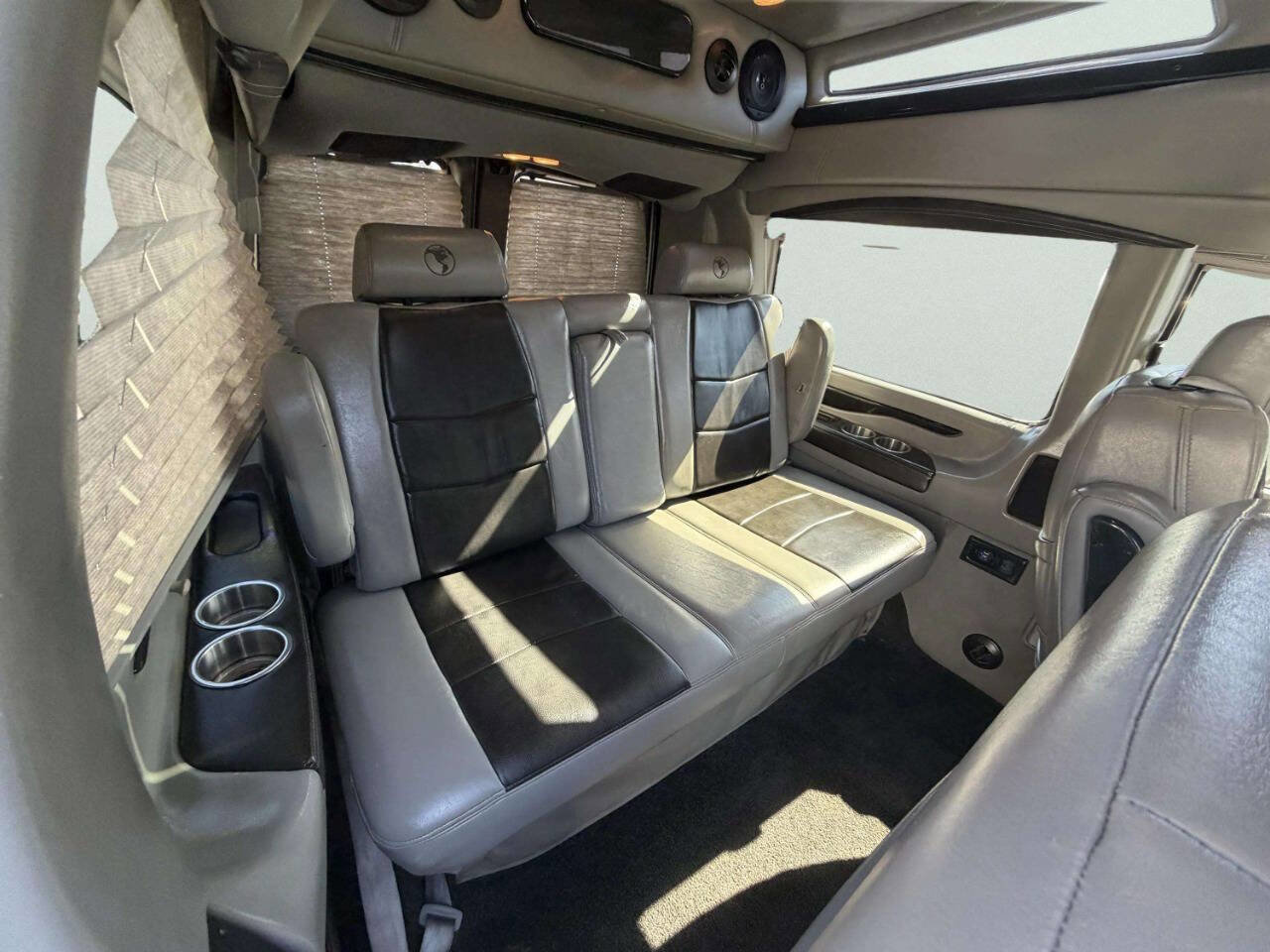 Used 2021 Chevrolet Express 2500 LS w/ Enhanced Convenience Package image 22