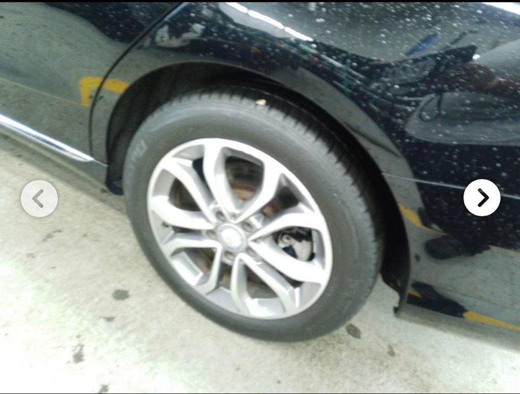 Used 2017 Mercedes-Benz C 300 4MATIC Sedan image 9