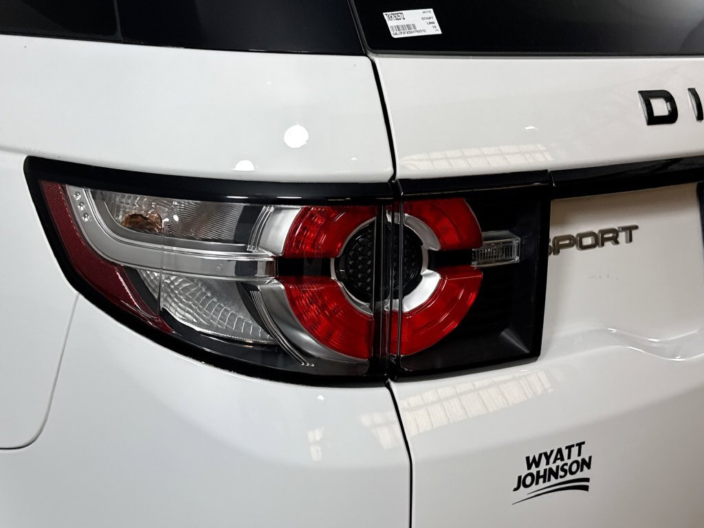 Used 2019 Land Rover Discovery Sport SE AWD/4WD image 12