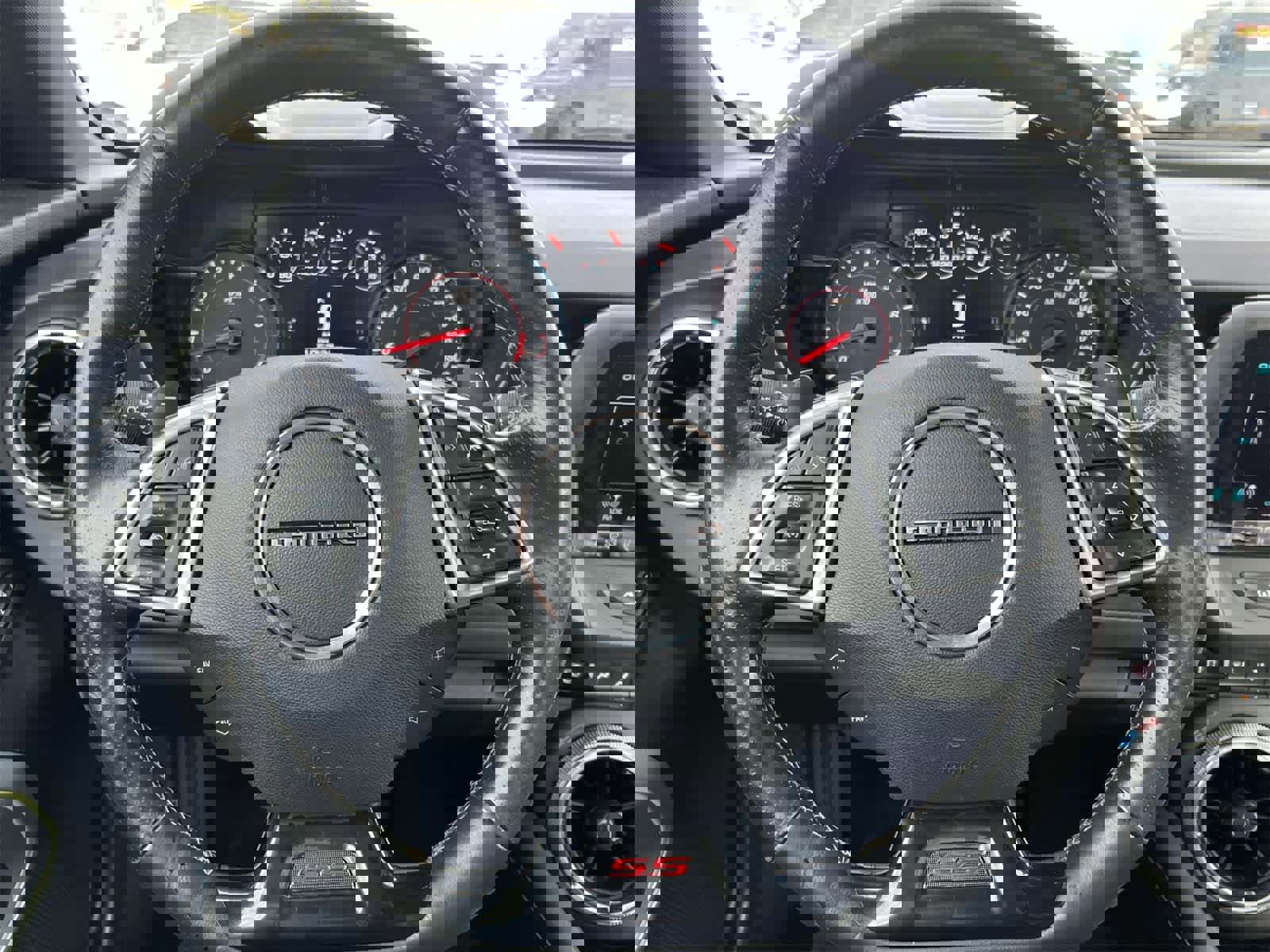 Used 2016 Chevrolet Camaro SS image 23