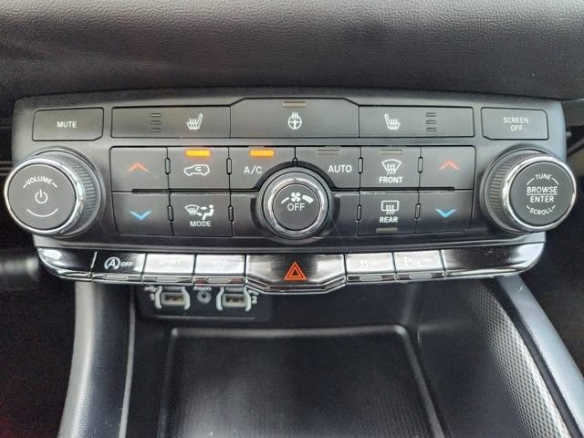 Used 2025 Dodge Durango GT AWD/4WD image 17