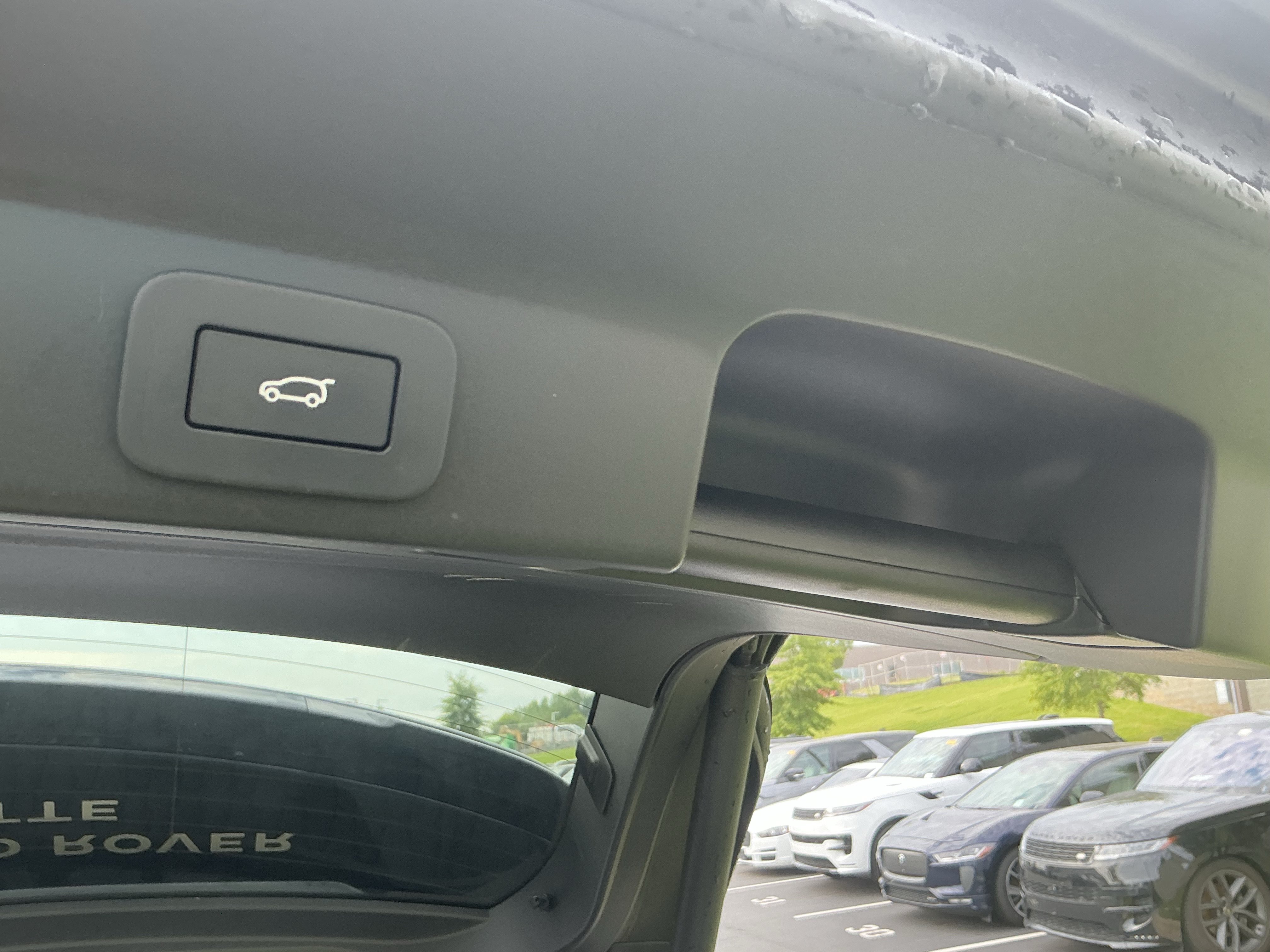 Certified 2026 Jaguar F-PACE R-Dynamic S AWD/4WD image 34