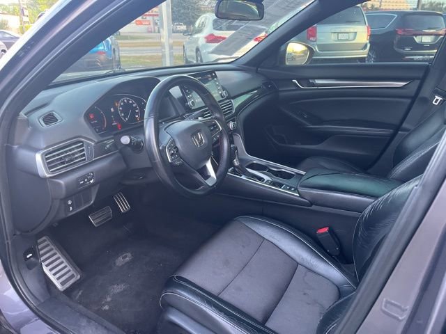 Used 2018 Honda Accord Sport image 6