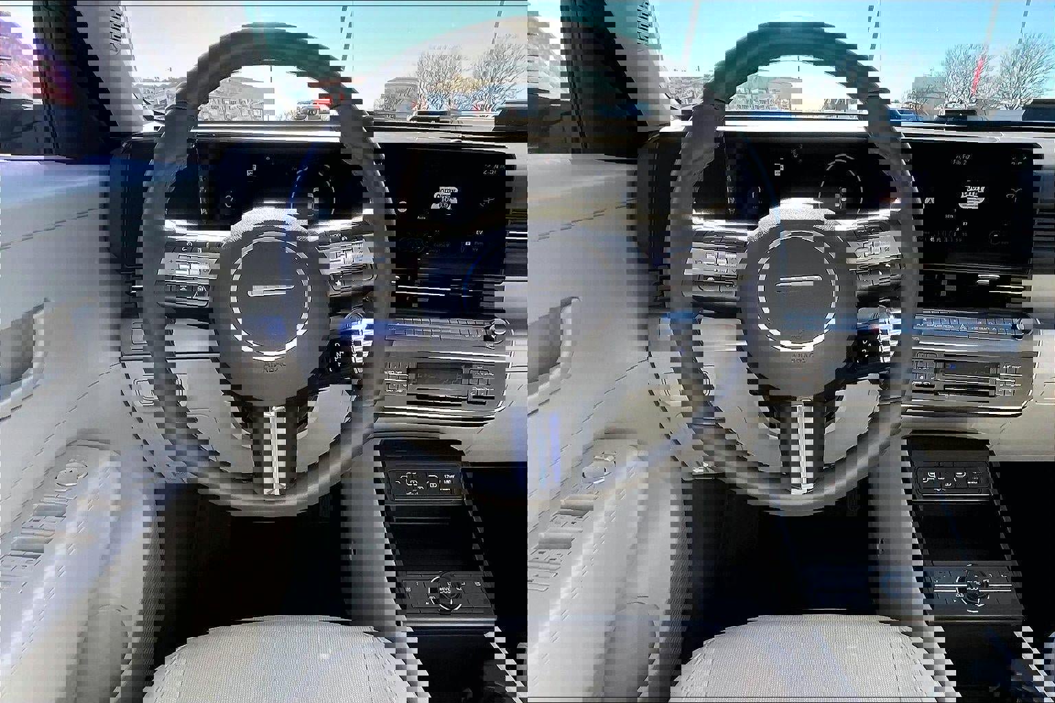 Used 2024 Hyundai Kona SEL image 5