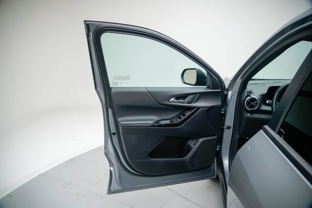 Used 2025 Chevrolet Equinox LT w/ Convenience Package II FWD image 23