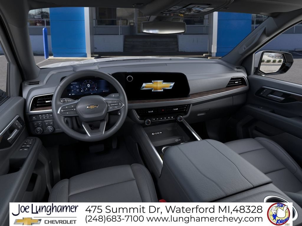 New 2026 Chevrolet Suburban LT w/ Comfort Package AWD/4WD image 17