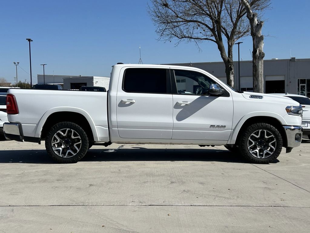 Used 2025 RAM 1500 Laramie AWD/4WD image 4