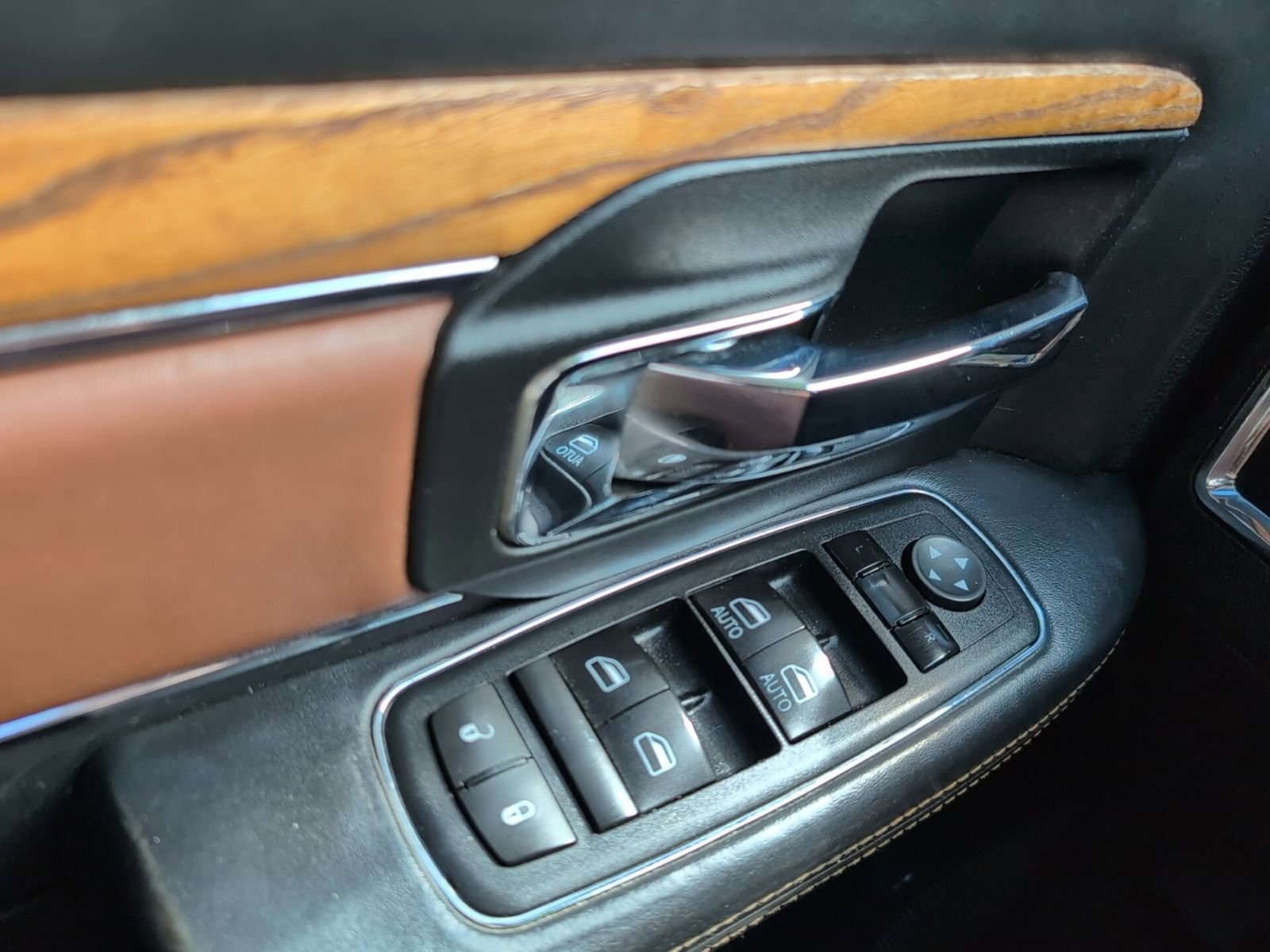 Certified 2018 RAM 2500 Longhorn image 14