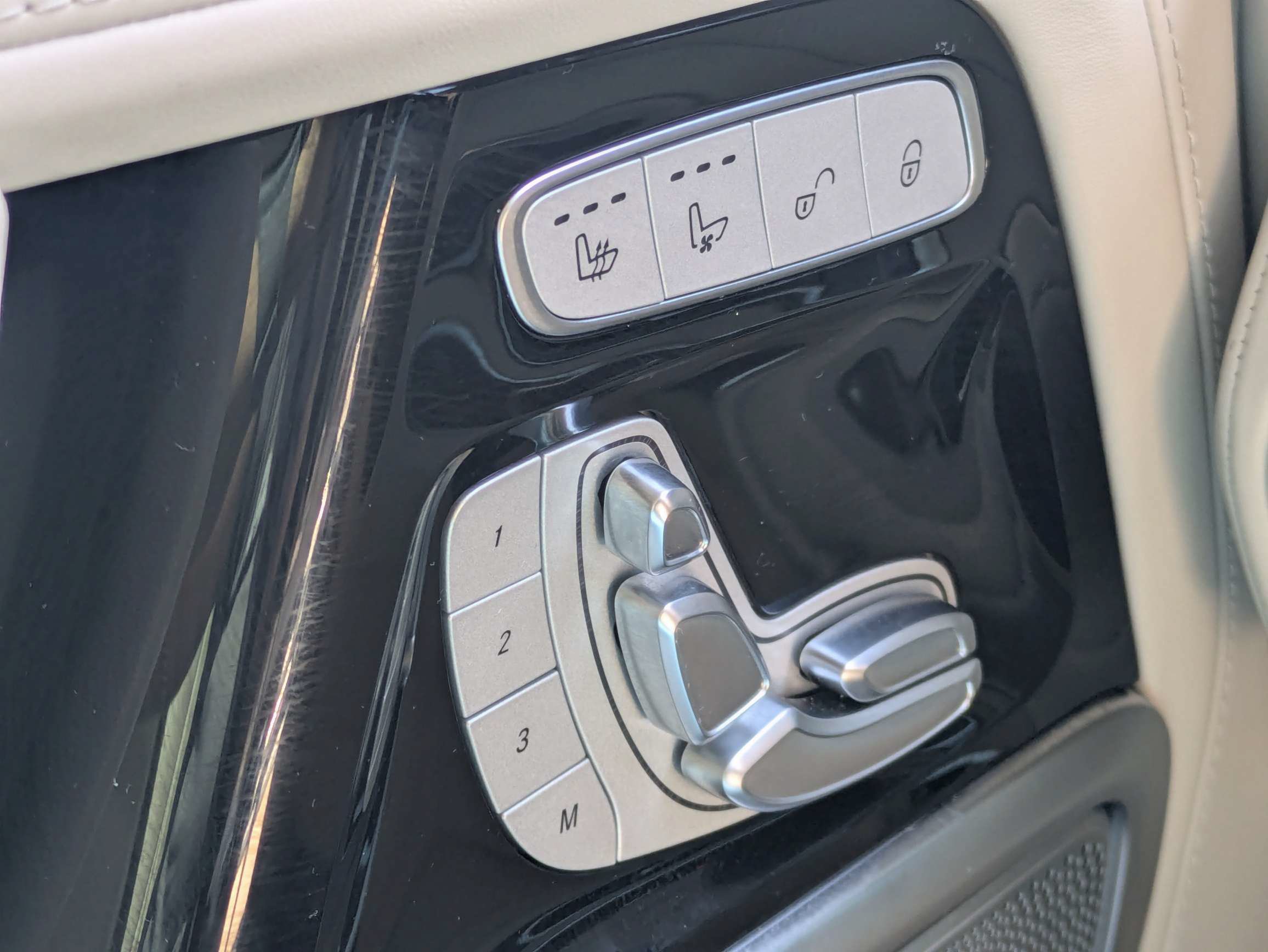 Certified 2023 Mercedes-Benz G 63 AMG 4MATIC image 23