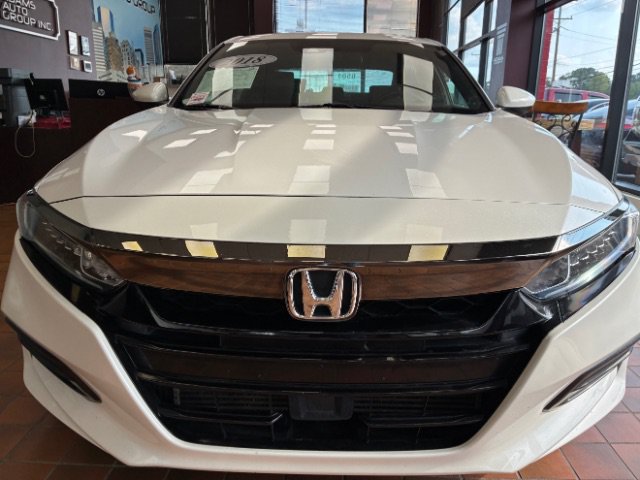 Used 2018 Honda Accord Sport image 5