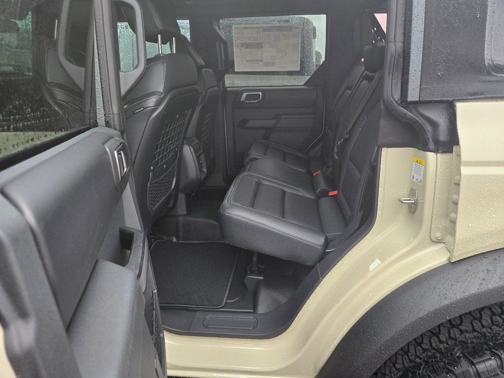 New 2025 Ford Bronco Badlands AWD/4WD image 8