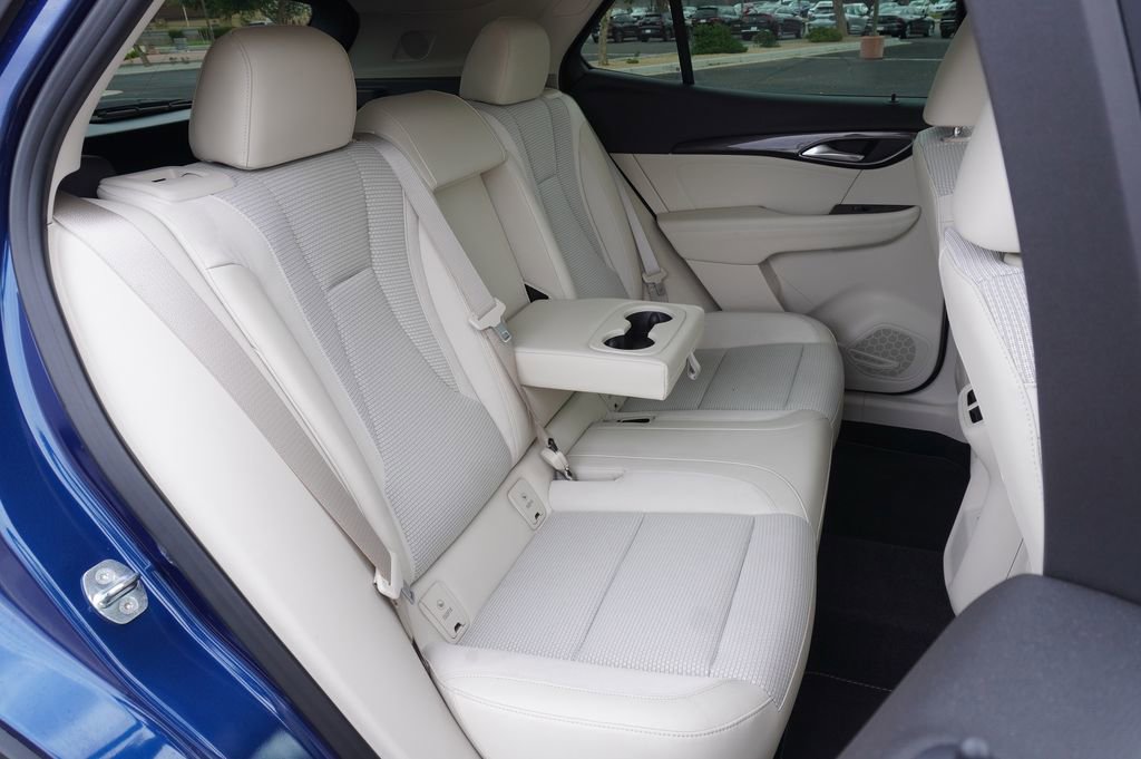 Used 2023 Buick Envision Preferred image 9