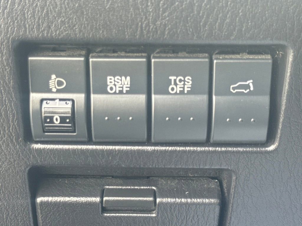 Used 2010 MAZDA CX-9 Grand Touring w/ Moonroof & Bose Audio Pkg image 32