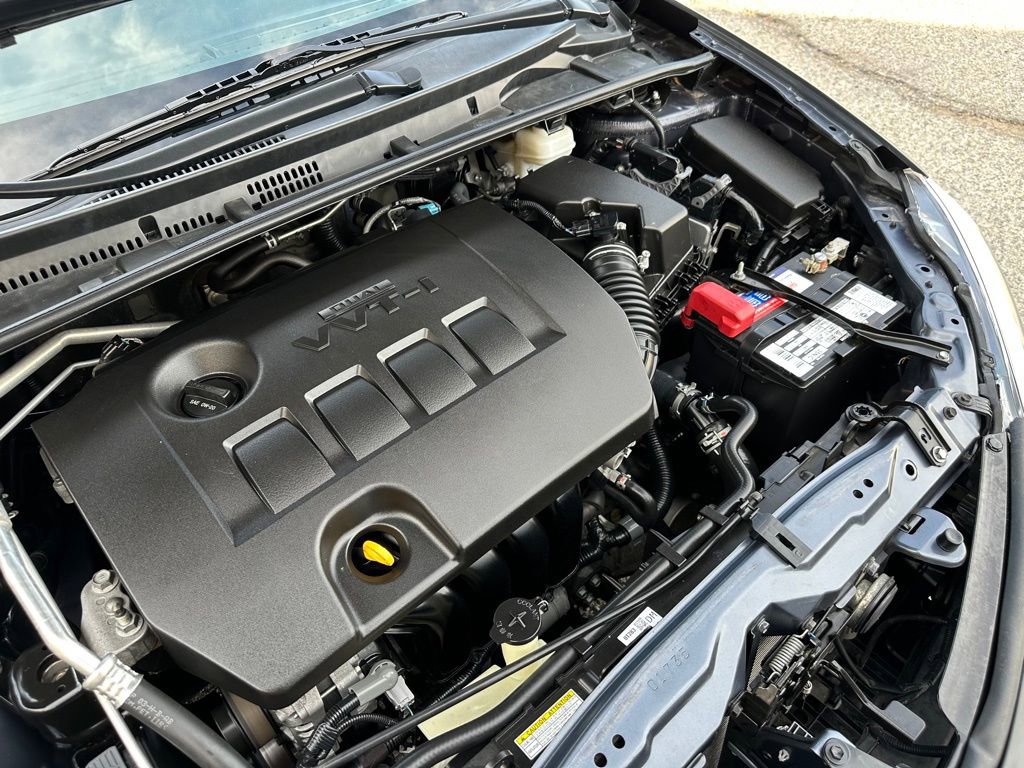 Used 2019 Toyota Corolla SE FWD image 28