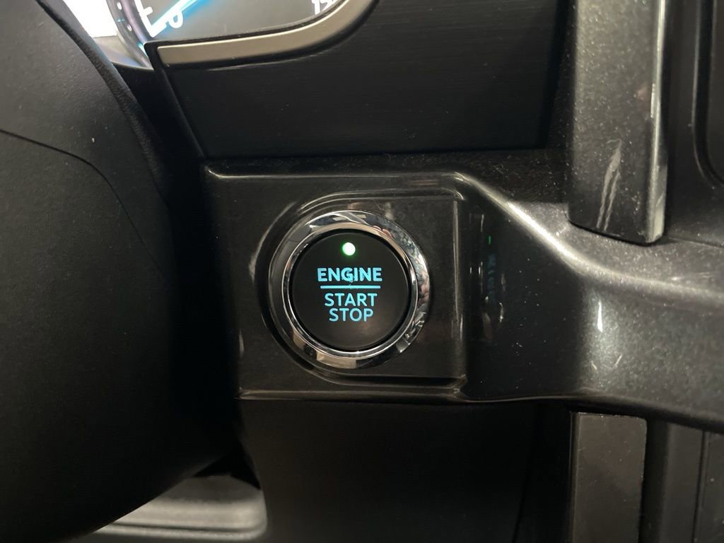 Certified 2022 Ford F150 XLT w/ Equipment Group 302A High RWD image 18