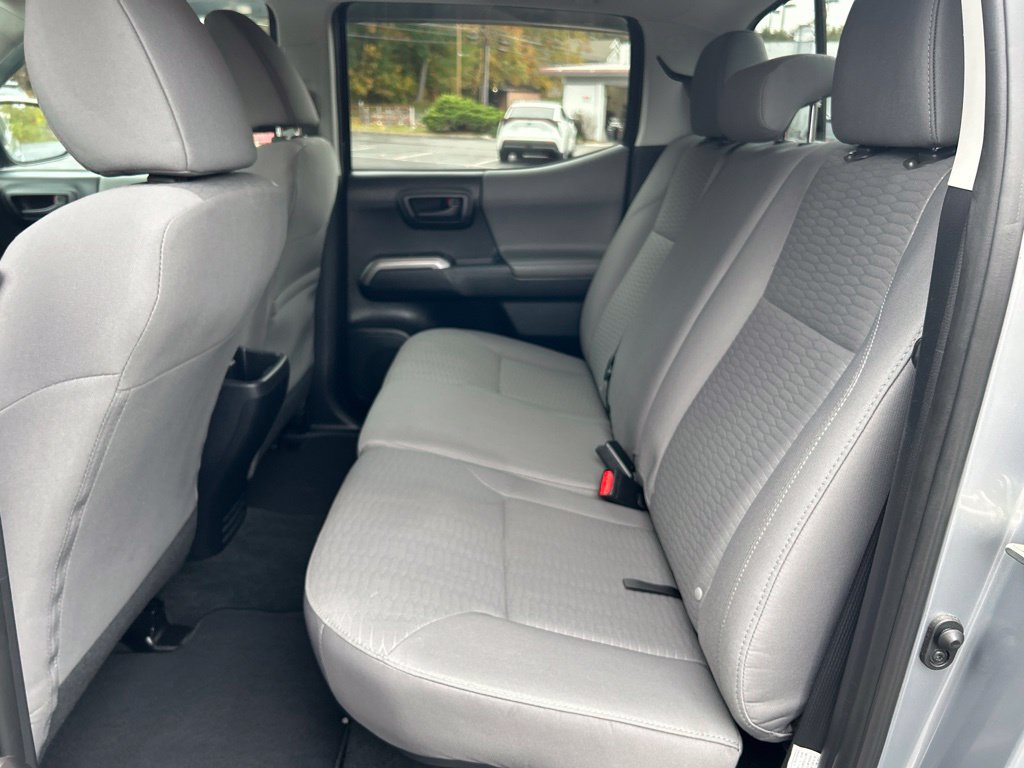 Used 2017 Toyota Tacoma SR5 AWD/4WD image 27