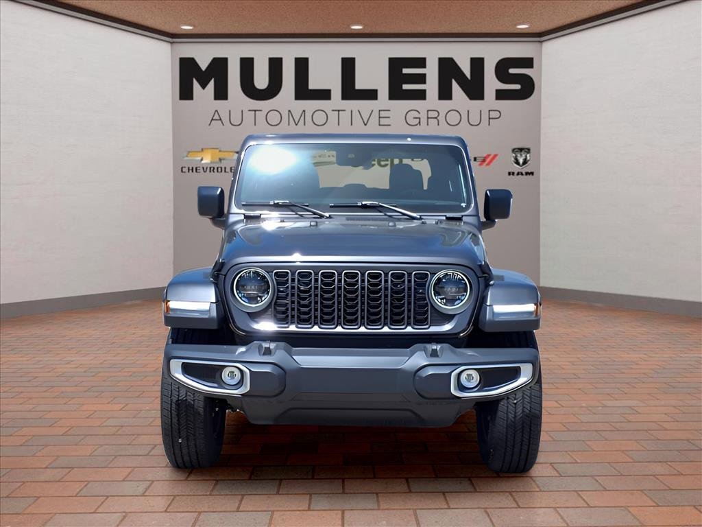 New 2025 Jeep Gladiator Sport w/ Premium Package image 2