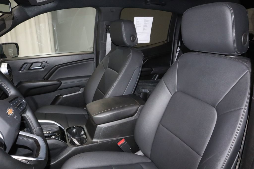 Used 2024 Chevrolet Colorado LT w/ LT Convenience Package III image 20