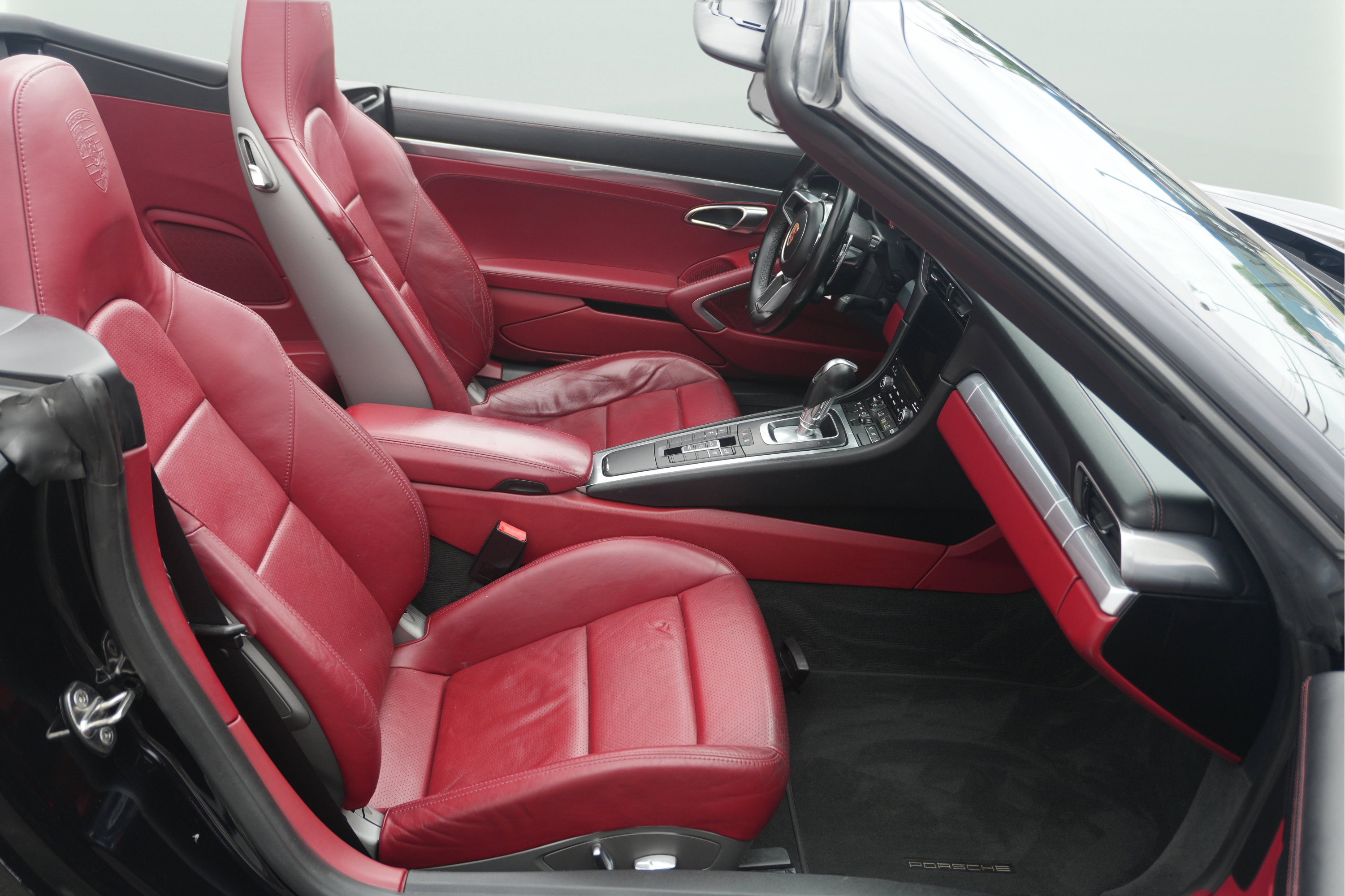 Used 2017 Porsche 911 Carrera RWD image 26
