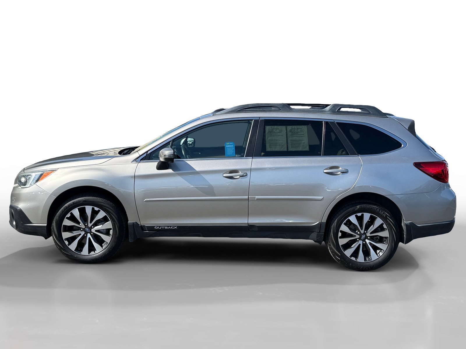 Used 2016 Subaru Outback 2.5i Limited AWD/4WD image 2