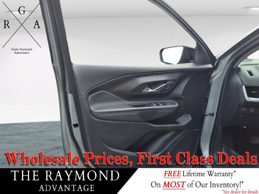 Used 2023 GMC Terrain SLE w/ Elevation Edition AWD/4WD image 10