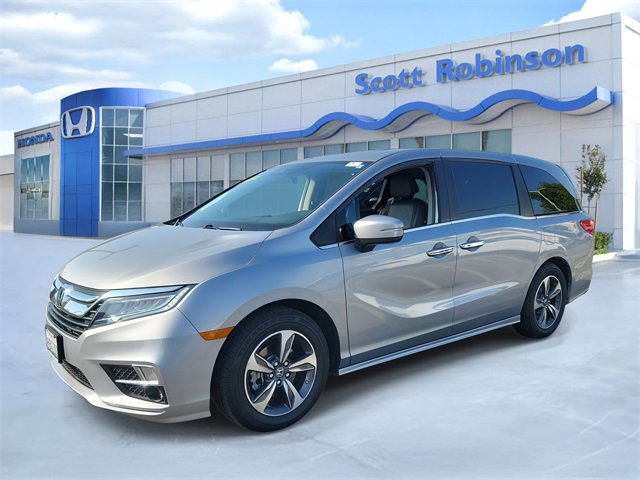 Certified 2018 Honda Odyssey Touring image 2