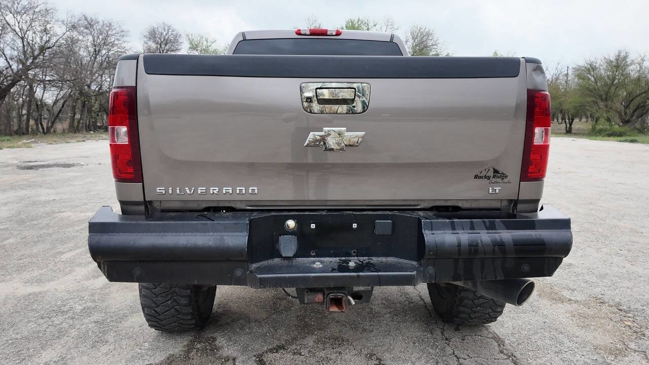 Used 2013 Chevrolet Silverado 2500 LT w/ Interior Plus Package image 6