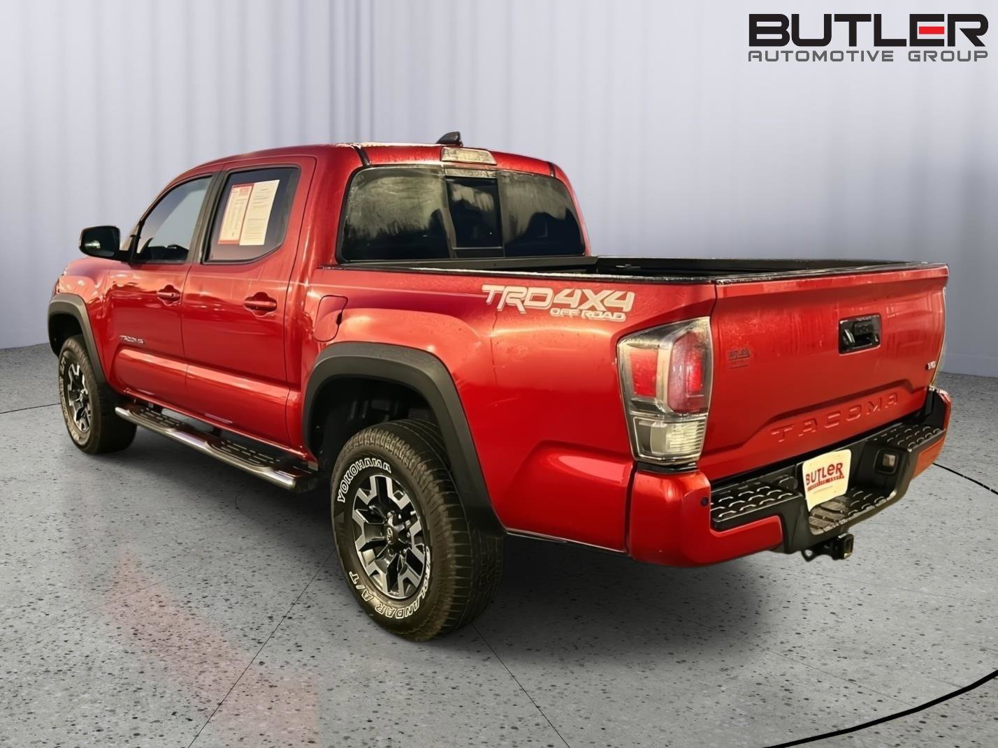 Certified 2021 Toyota Tacoma TRD Off-Road image 3