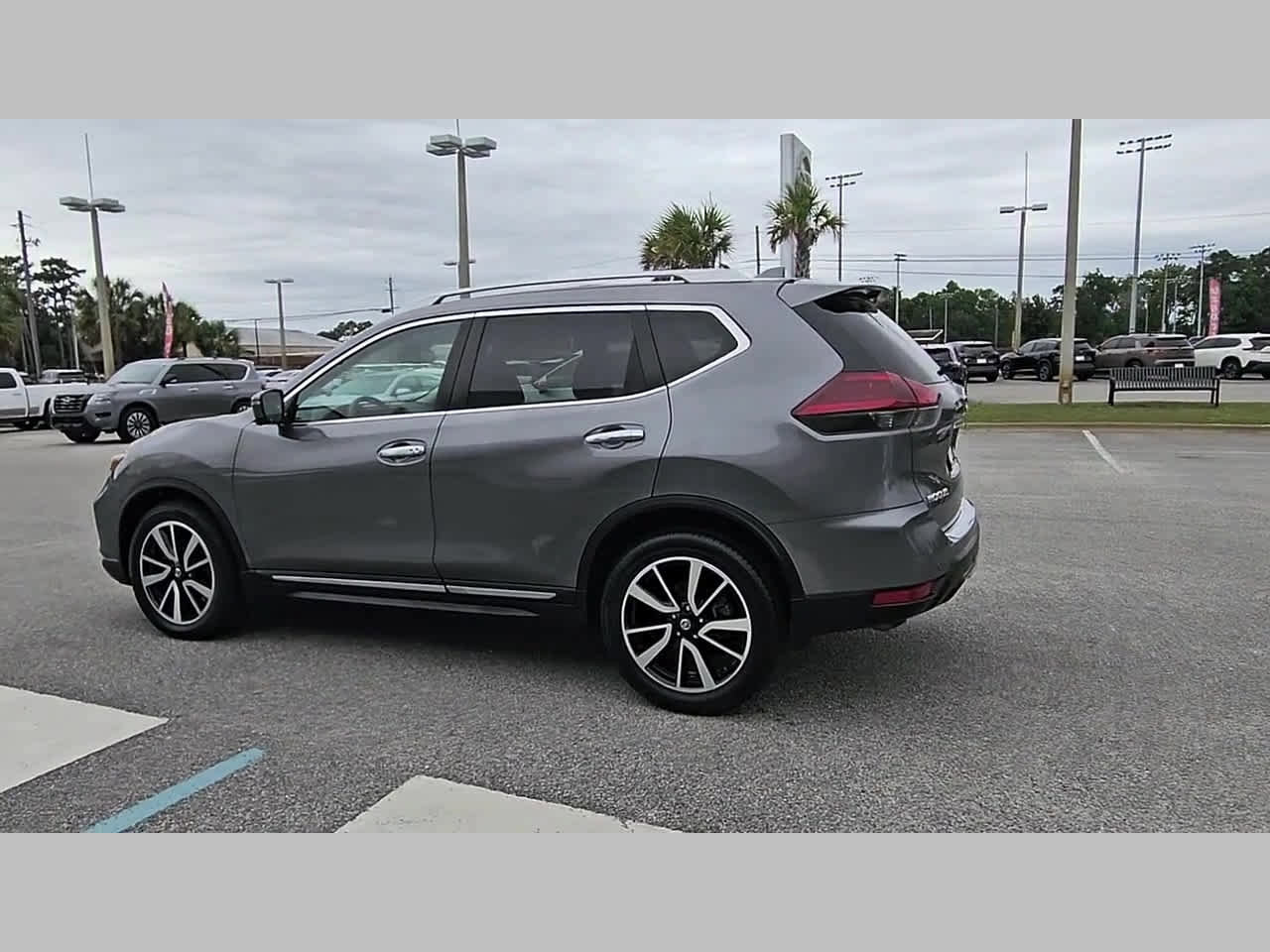 Used 2019 Nissan Rogue SL w/ Premium Package AWD/4WD image 29
