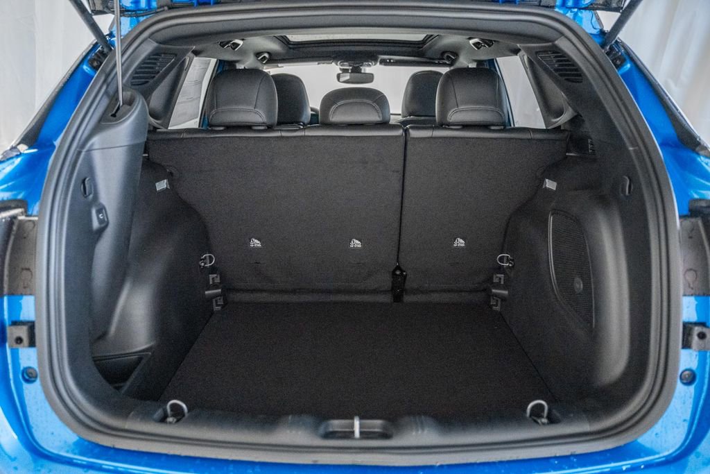 New 2026 Jeep Compass Limited image 10