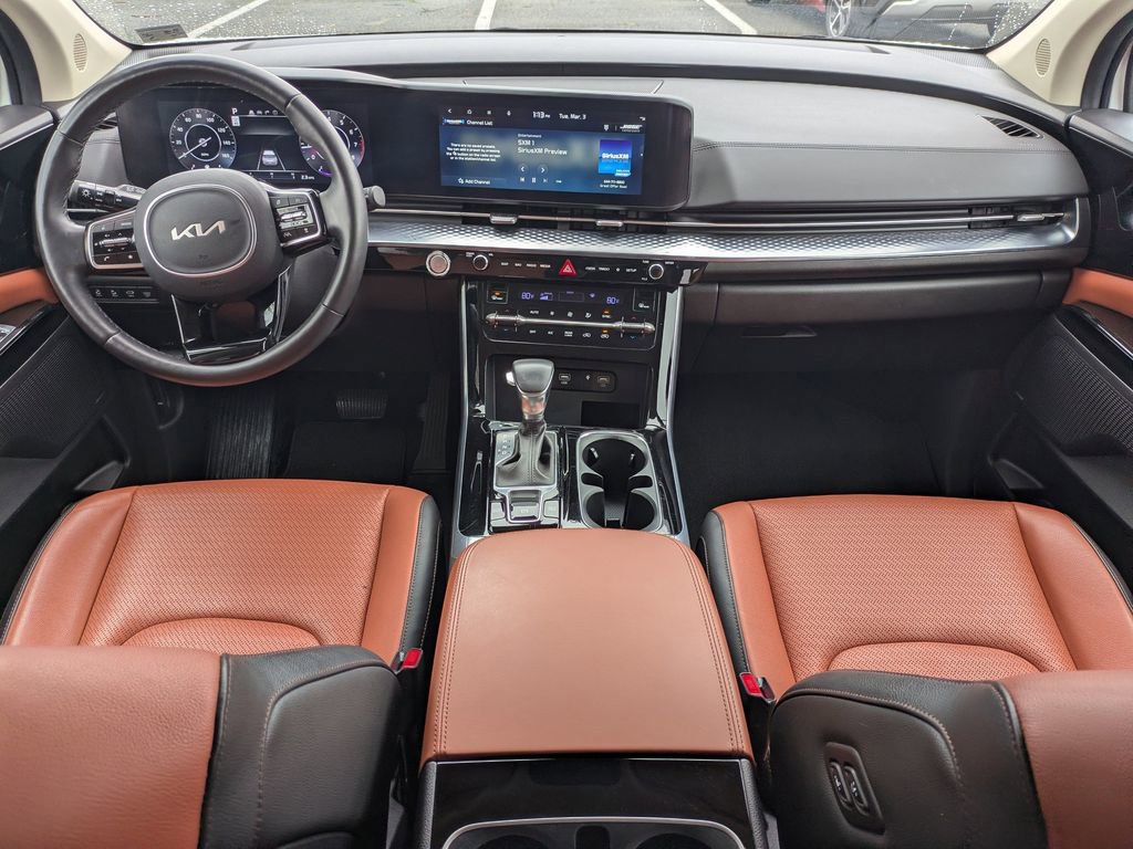 Used 2024 Kia Carnival SX Prestige image 15