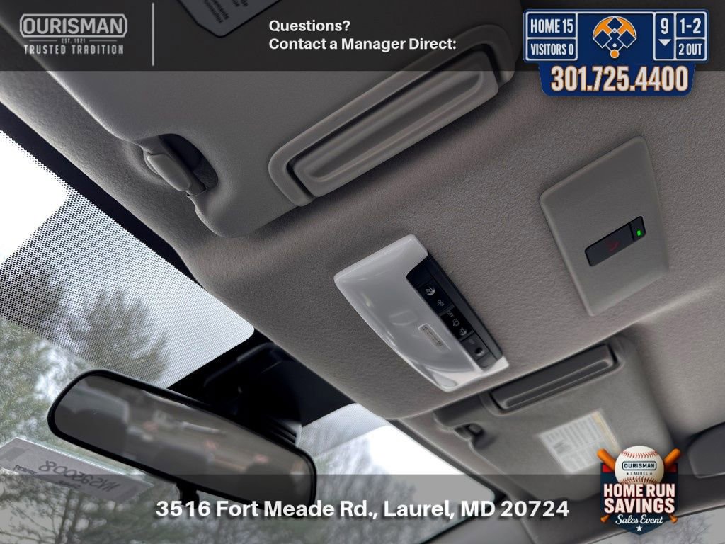 New 2025 Nissan Versa SR w/ Trunk Package FWD image 26