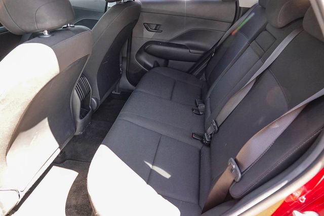 Certified 2025 Hyundai Kona SE FWD image 18