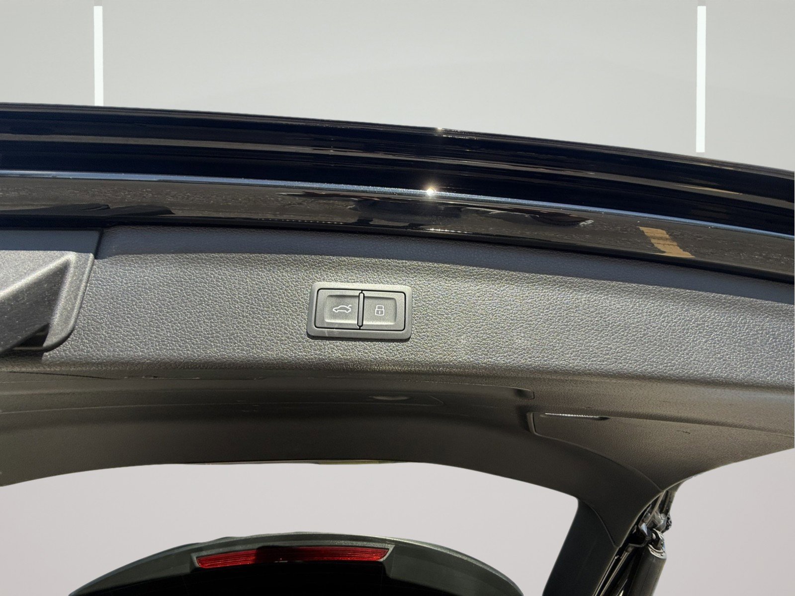 Used 2021 Audi Q3 2.0T Premium Plus w/ Premium Plus Package image 32