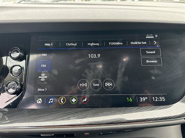 Certified 2022 Buick Envision Preferred FWD image 35