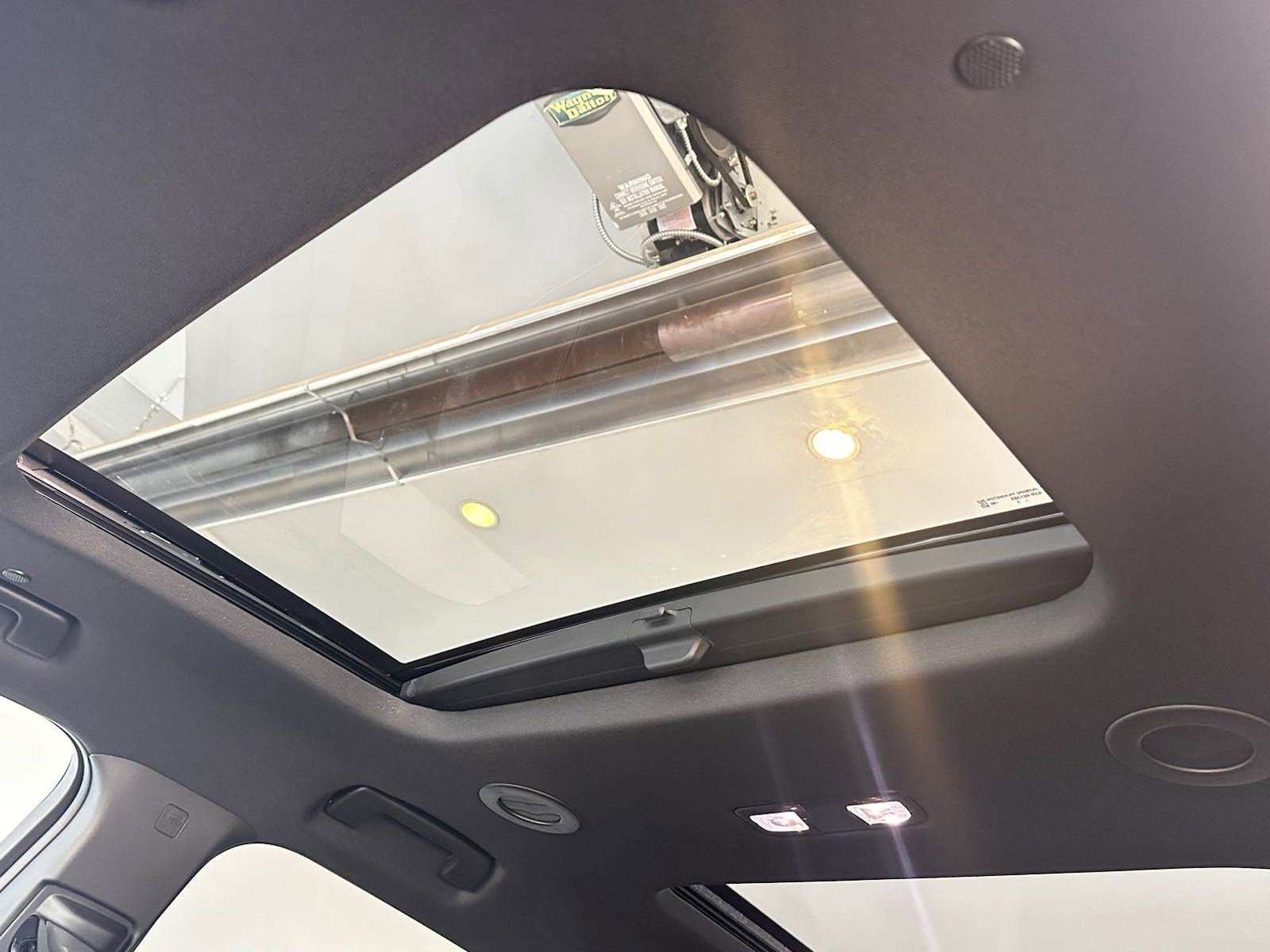 New 2023 Chevrolet Traverse RS w/ LPO, Floor Liner Package image 22