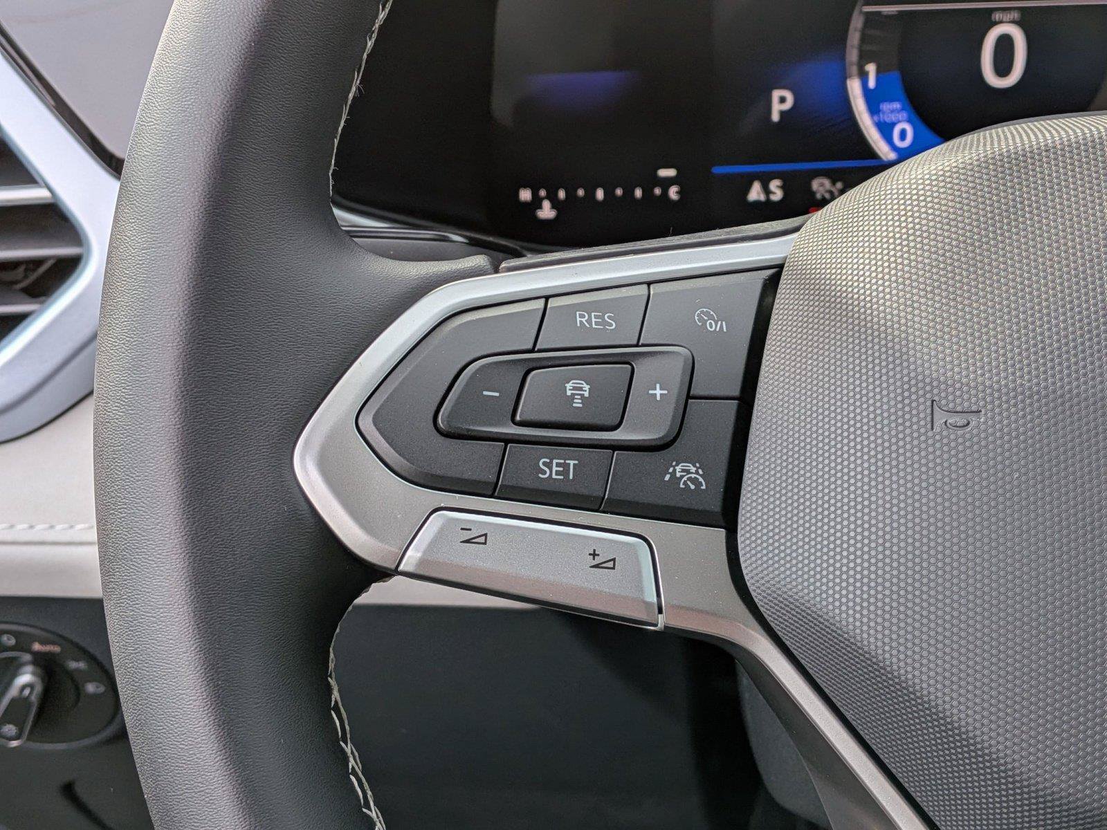 New 2026 Volkswagen Taos SE AWD/4WD image 26