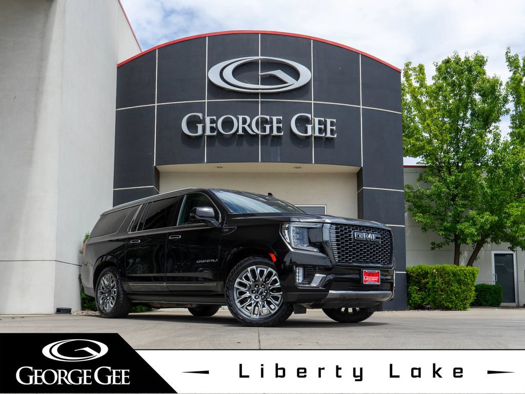 Used 2023 GMC Yukon XL Denali Ultimate AWD/4WD image 1
