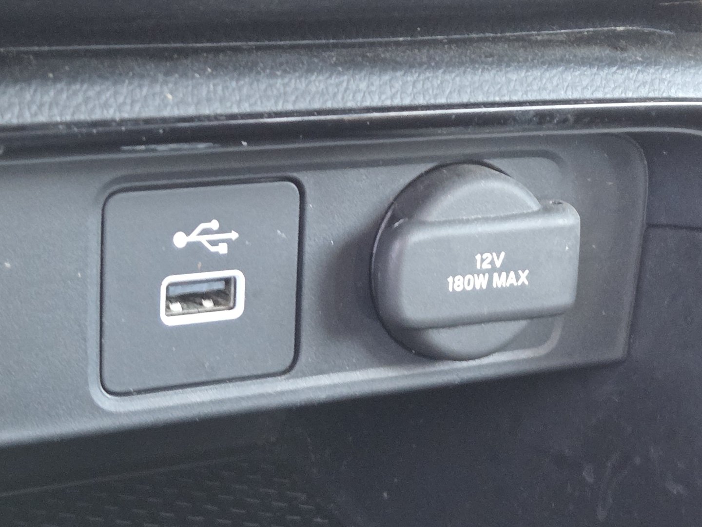 Used 2024 Honda CR-V LX image 4