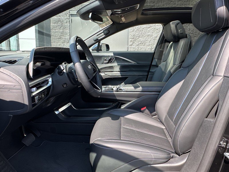 New 2026 Cadillac Lyriq Luxury image 14
