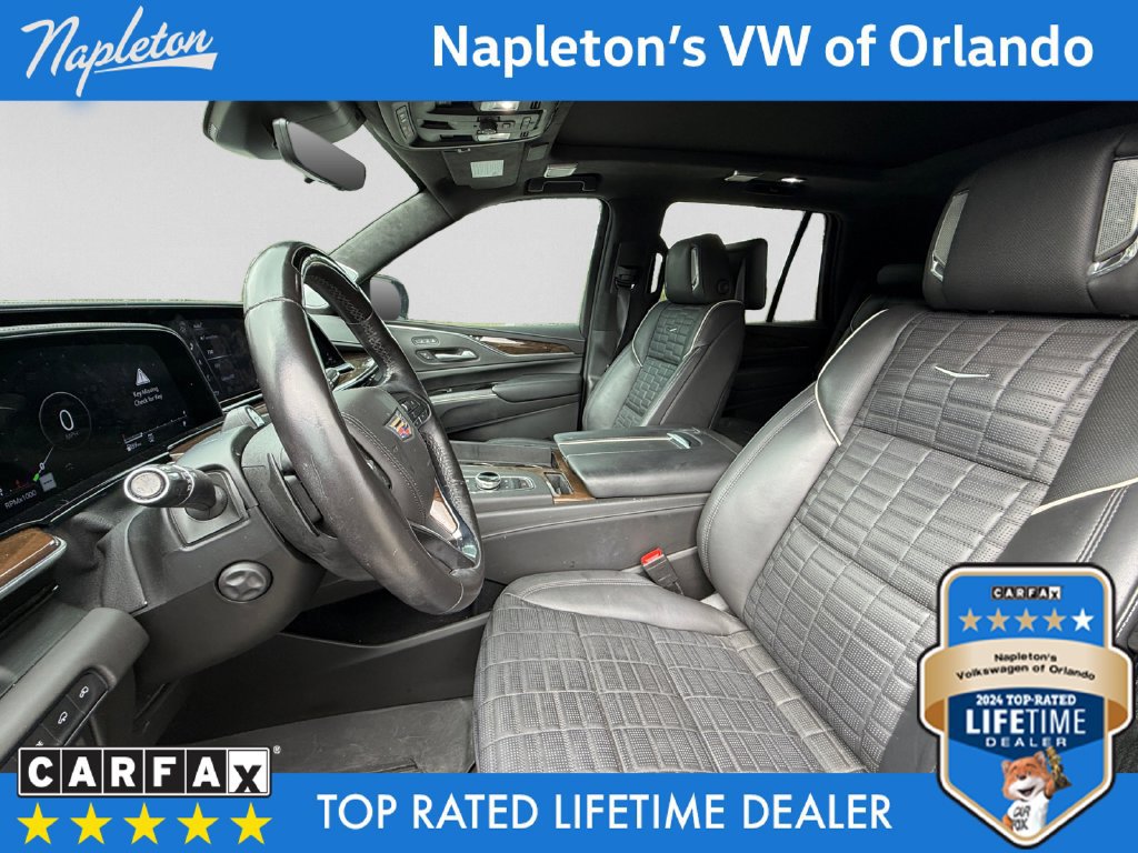Used 2023 Cadillac Escalade Sport Platinum w/ LPO, ONYX Package AWD/4WD image 23