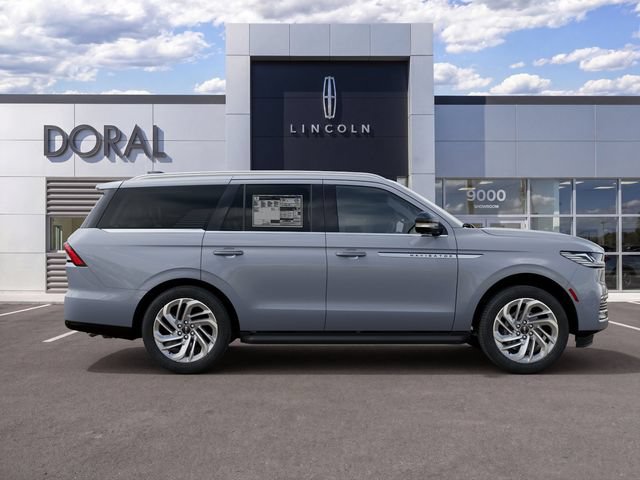 New 2027 Lincoln Navigator Premiere RWD image 5