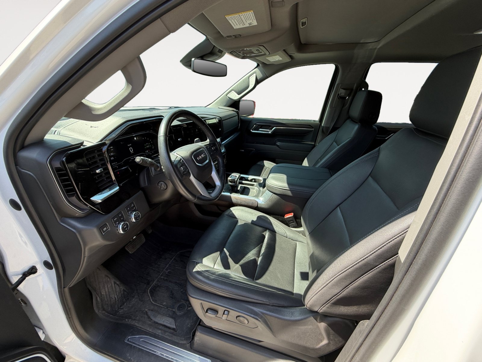 Used 2023 GMC Sierra 1500 SLT AWD/4WD image 17
