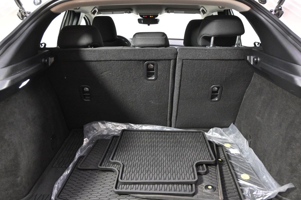 Used 2023 MAZDA CX-30 AWD 2.5 S image 19