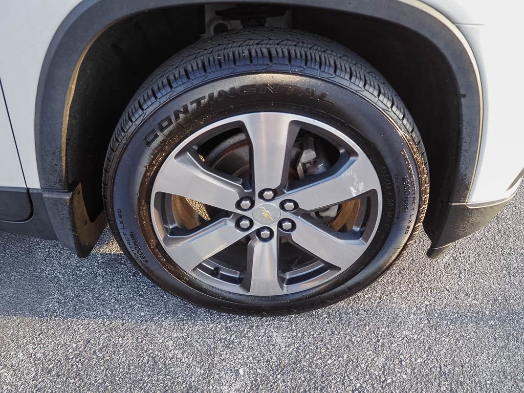 Used 2019 Chevrolet Traverse LT w/ LT Premium Package AWD/4WD image 38