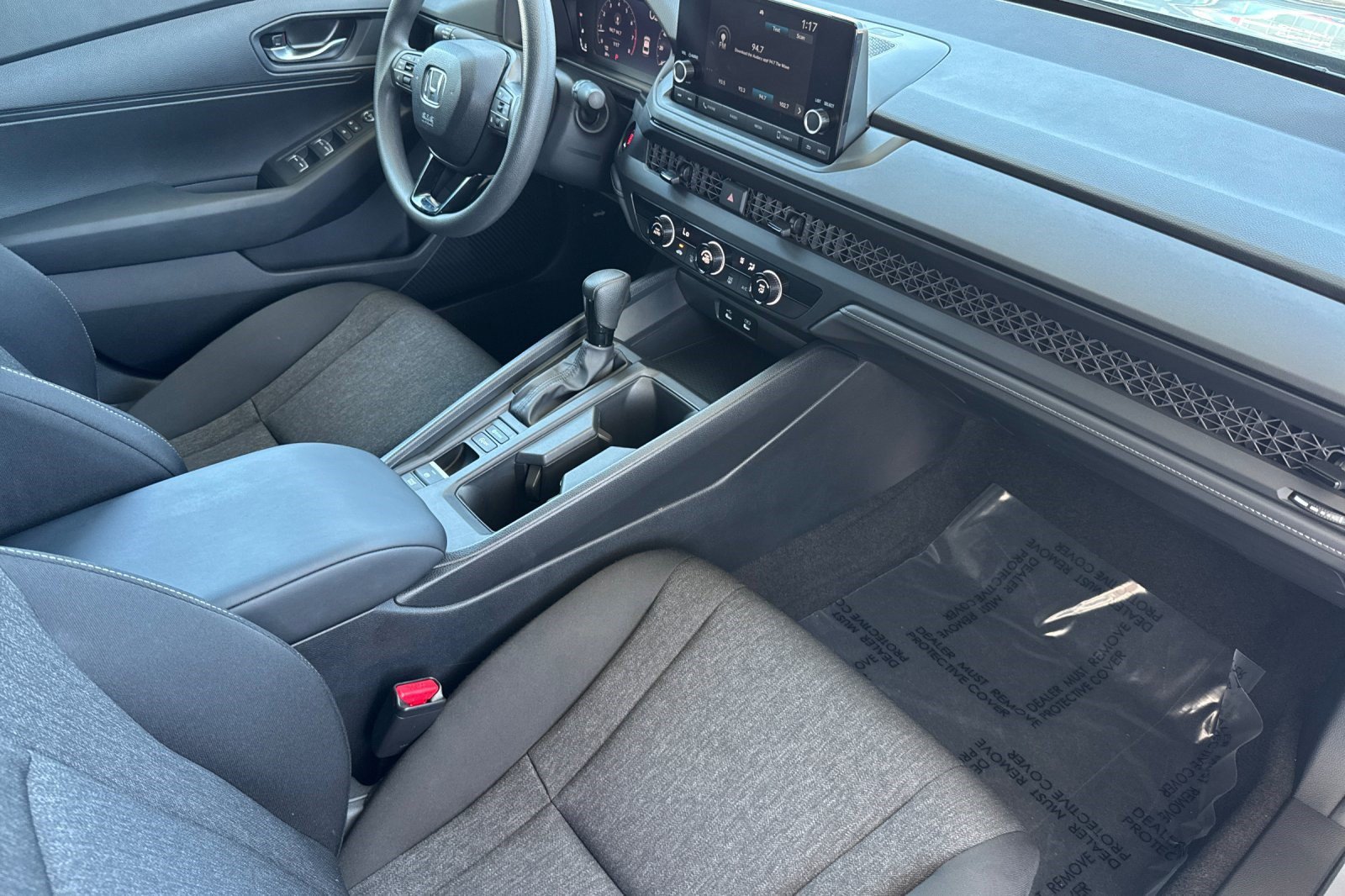 Certified 2025 Honda Accord SE image 32