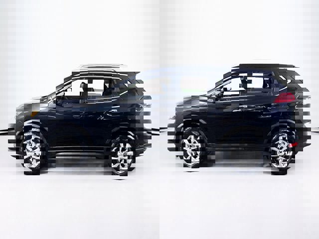 Used 2018 Nissan Rogue SV w/ Sun & Sound Touring Package image 8