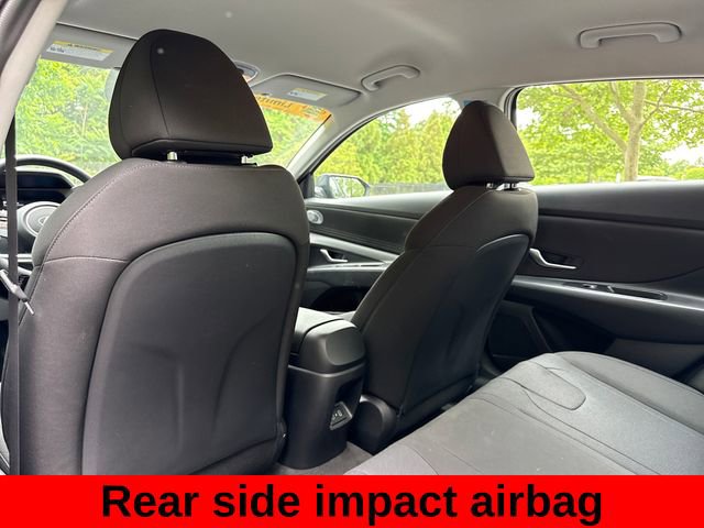 Used 2026 Hyundai Elantra SE w/ Cargo Package FWD image 23